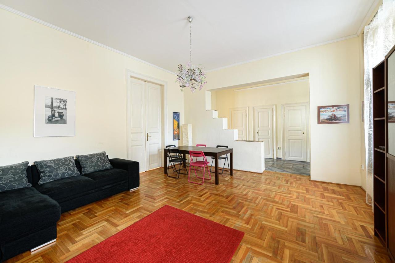 Alessia Apartment City Center ブダペスト エクステリア 写真