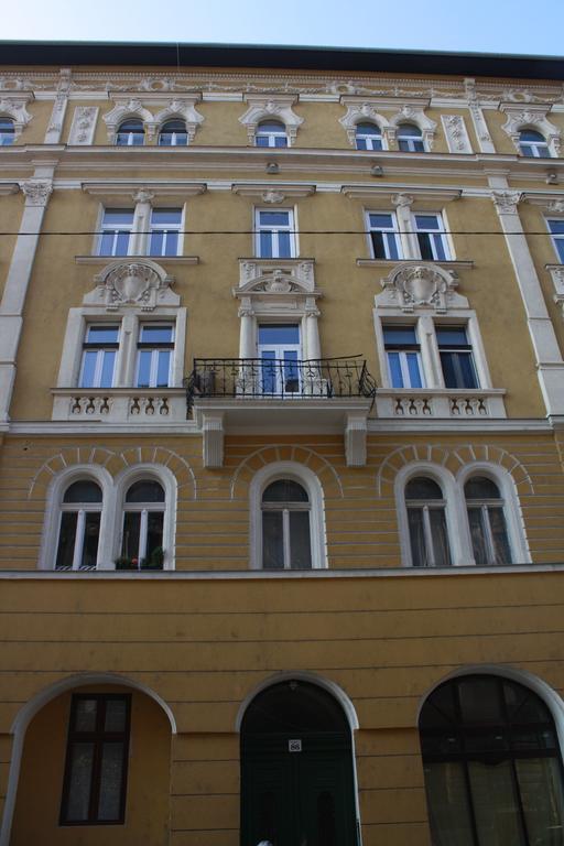Alessia Apartment City Center ブダペスト エクステリア 写真